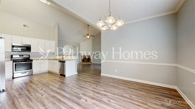 Photo - 8401 Somerton Cir