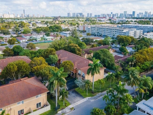 Photo - 59 SE 3rd Ave