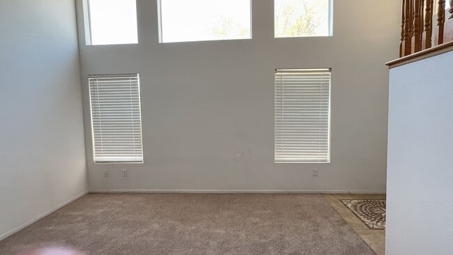Photo - Very Nice 4 bedroom 2 1/2 Bath Home For Re...