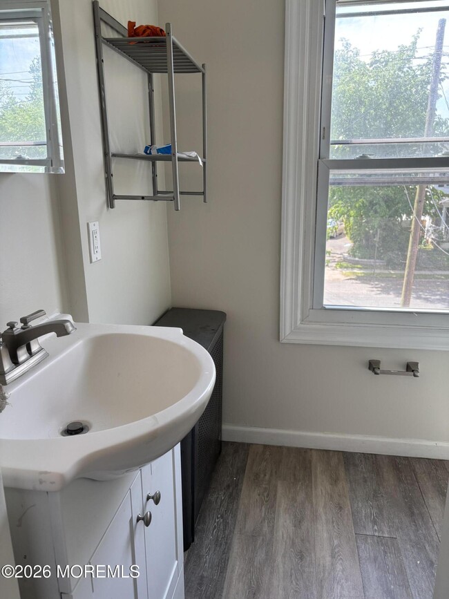 Photo - 80 Herbert St