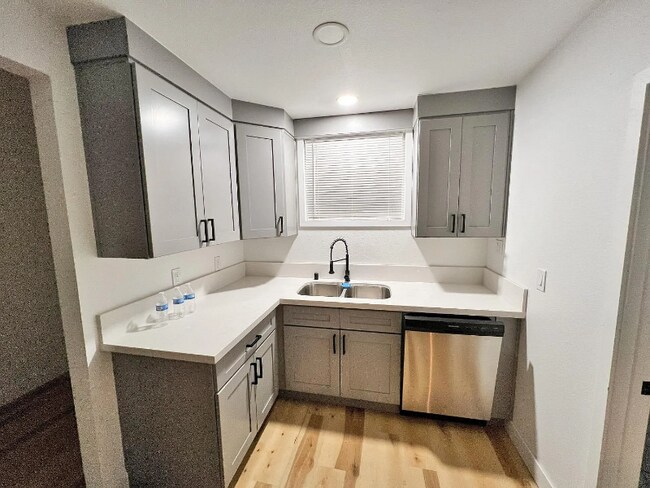 Photo - 3096 Goldner St Unit 2