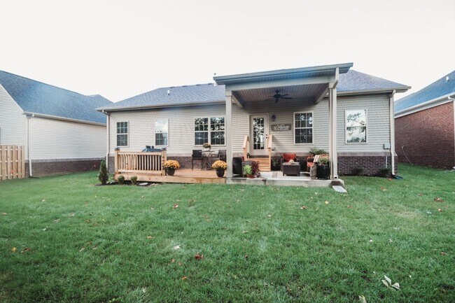 Fall in Love with this home!!! - Fall in Love with this home!!!