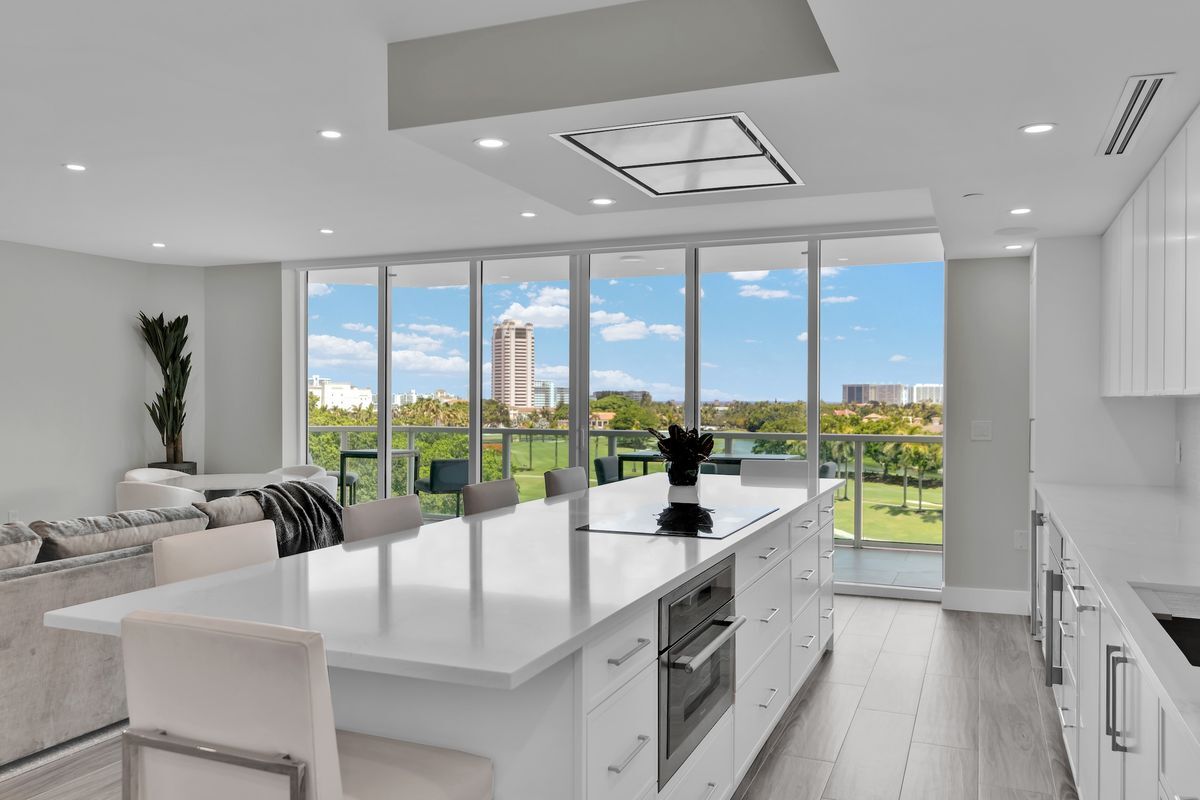 Photo - 550 SE Mizner Blvd Condo