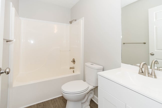 Photo - 218 S 11th St