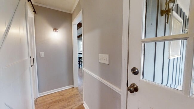 Photo - Spacious Home Conveniently Located close t...