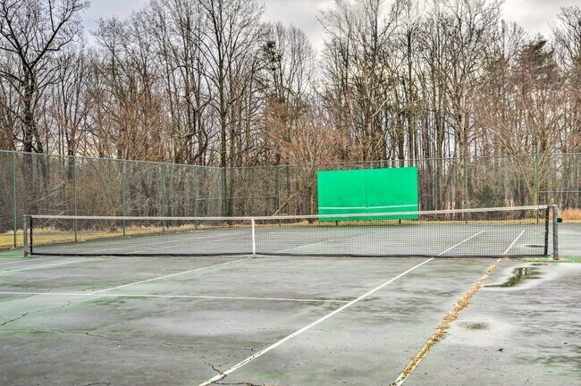 Photo - 4 Regalwood Terrace