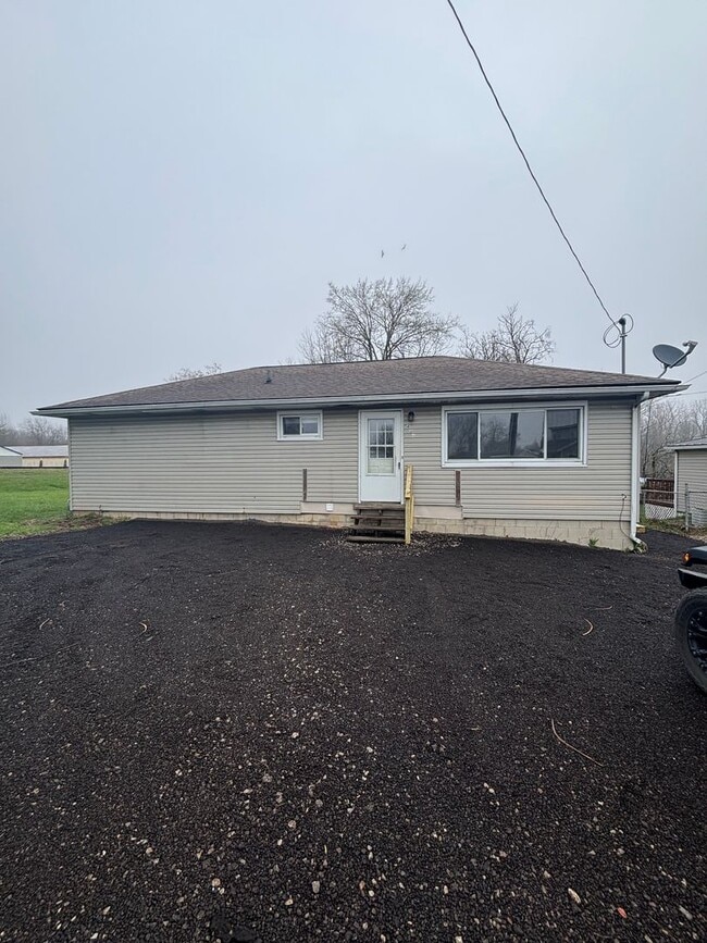 Building Photo - Ashland Home For Rent