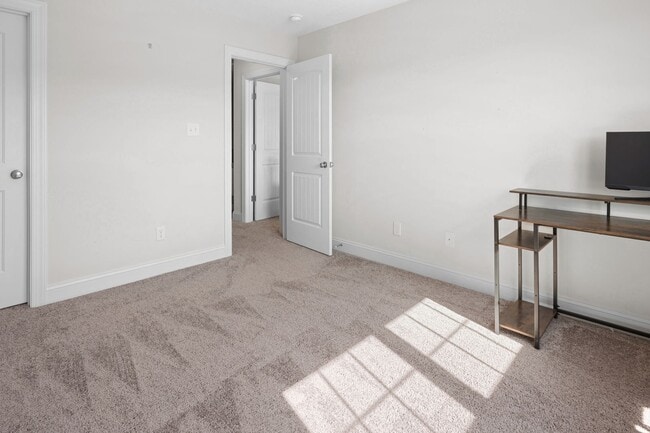Photo - 1818 Olde Towne Pointe Blvd