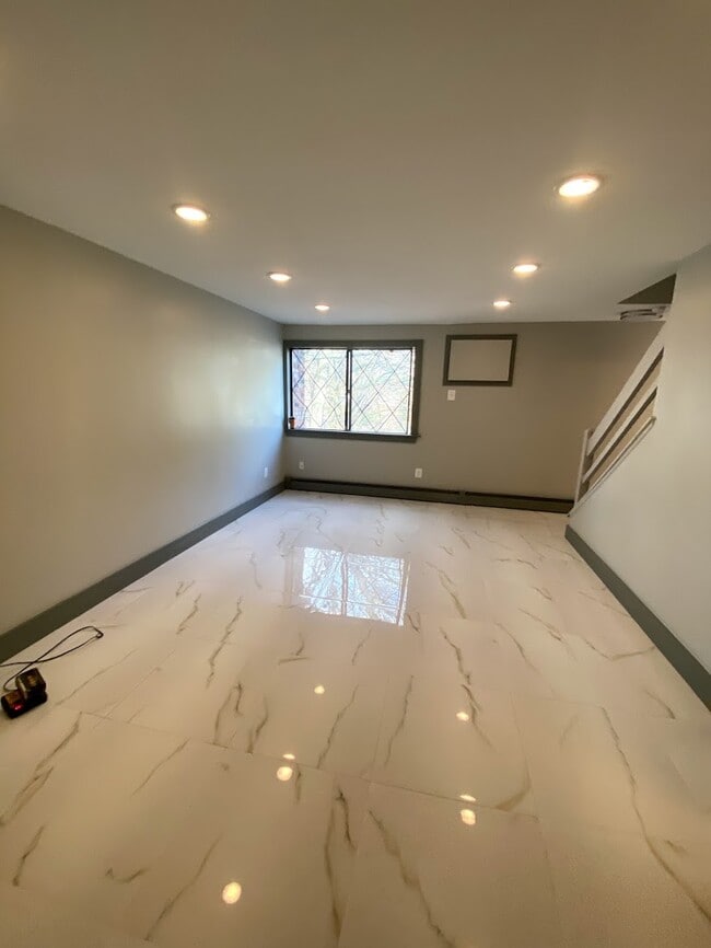 Gateway Estates Apartments East Hartford, CT