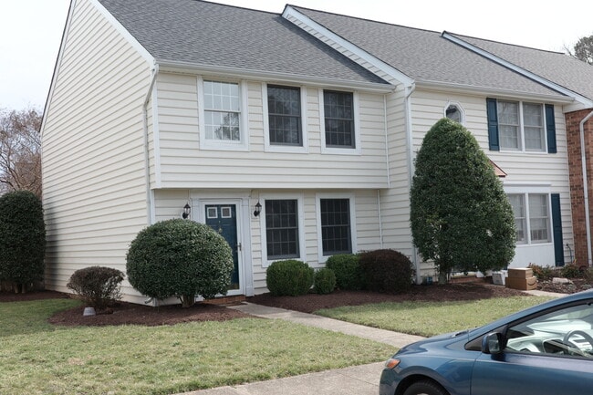 Photo - 9908 Whitney Cir
