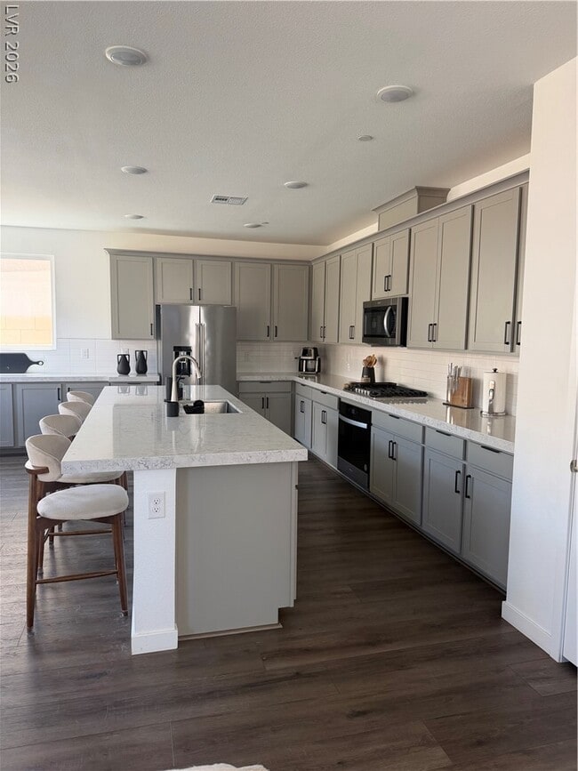 862 Camargo St