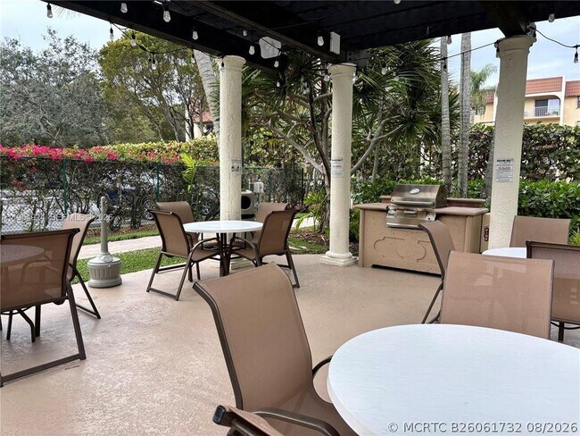 Photo - 9301 SW 92nd Ave Unit 308C