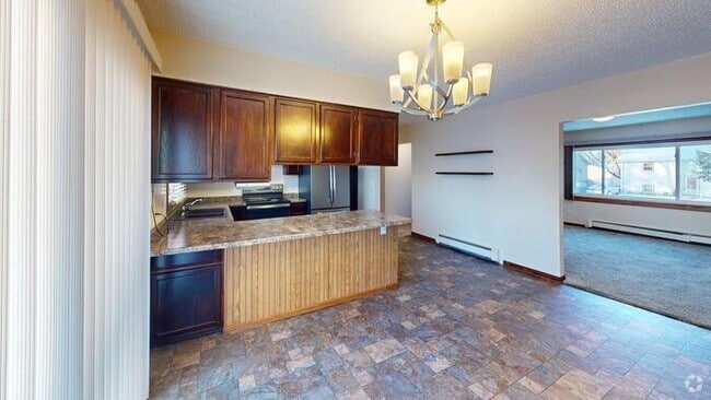 Building Photo - 202 4th Ave SW Rental