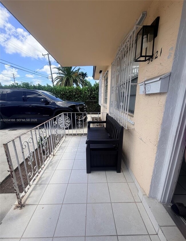 Photo - 3821 SW 89th Ct Unit front