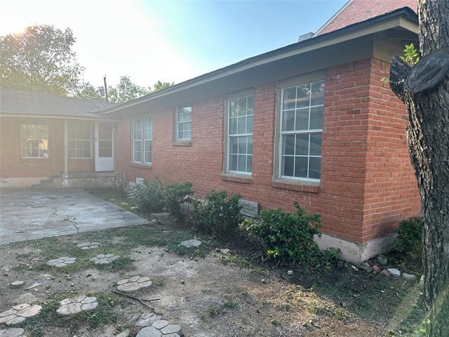 Building Photo - 6719 Kenwell St Rental