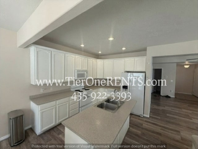 Photo - NO DEPOSIT option available for qualified renters with Obligo
