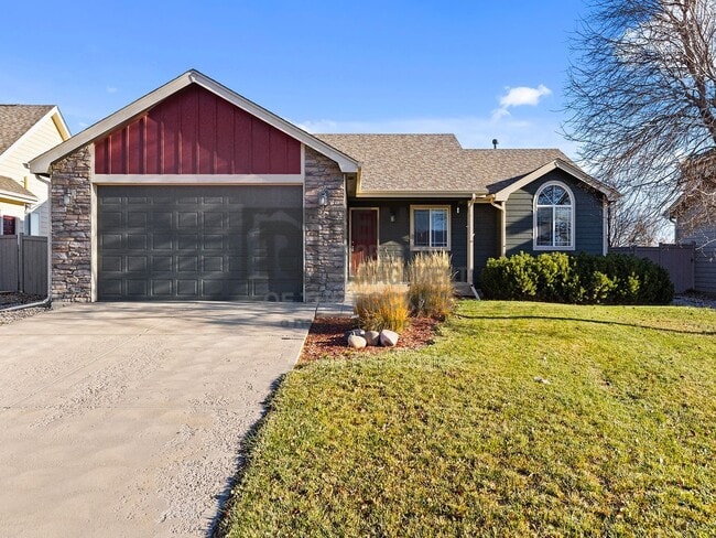 Building Photo - 8924 Smoke Signal Way