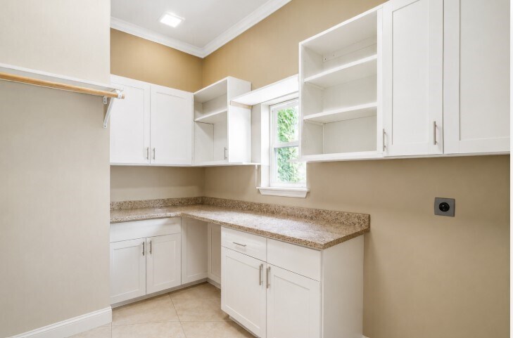 Photo - 803 Hennessey Dr