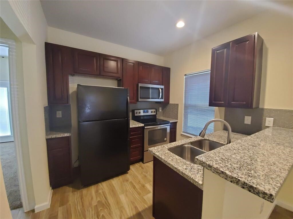 Photo - 16817 W Dounreay St