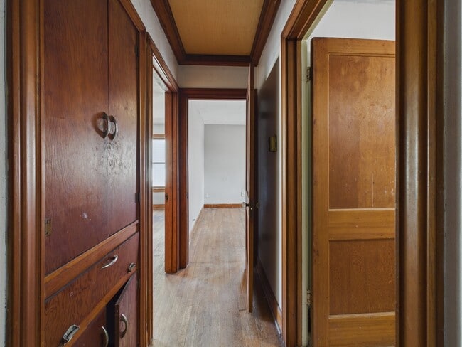 Photo - 1334 W 21st St