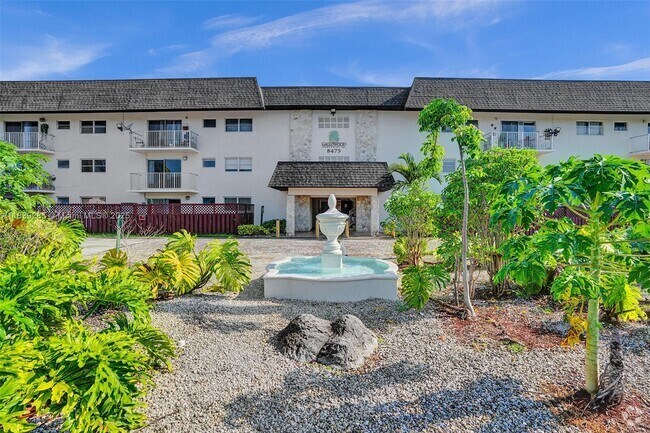 Building Photo - 8475 SW 94th St Unit 219E Rental