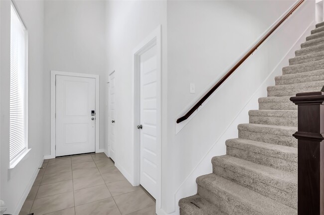 Photo - 7218 Clearwater Cv Dr