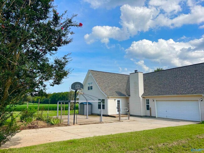 3500 Swancott Rd