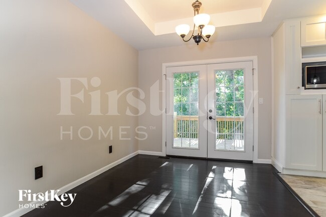 Photo - 8705 N Wayland Ave