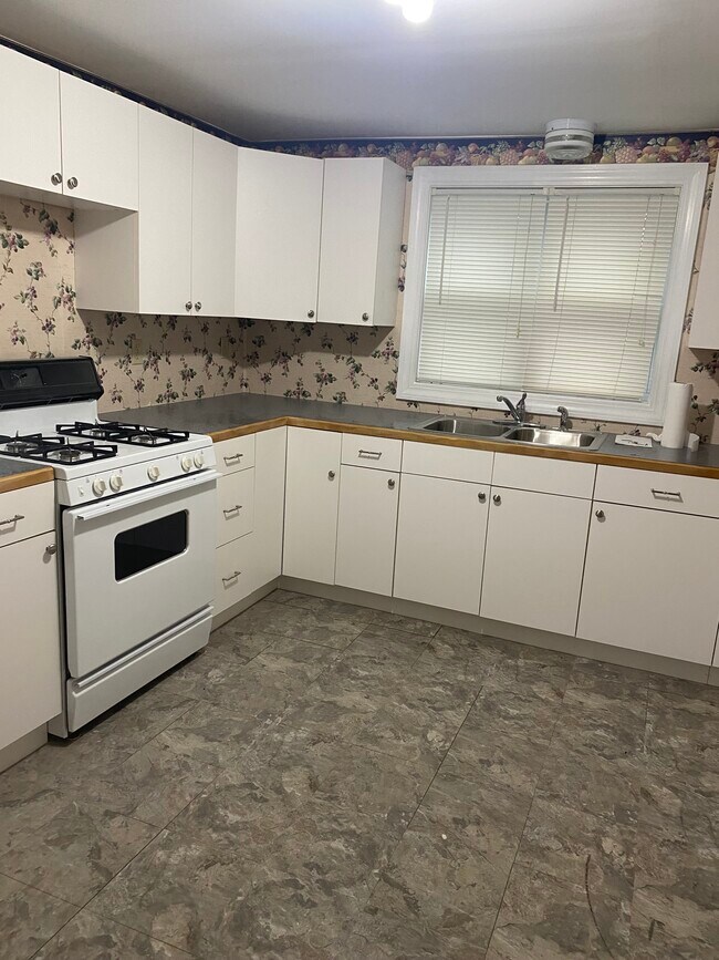 Photo - 190 Clover Pl Unit 190 clover pl Cheektowag