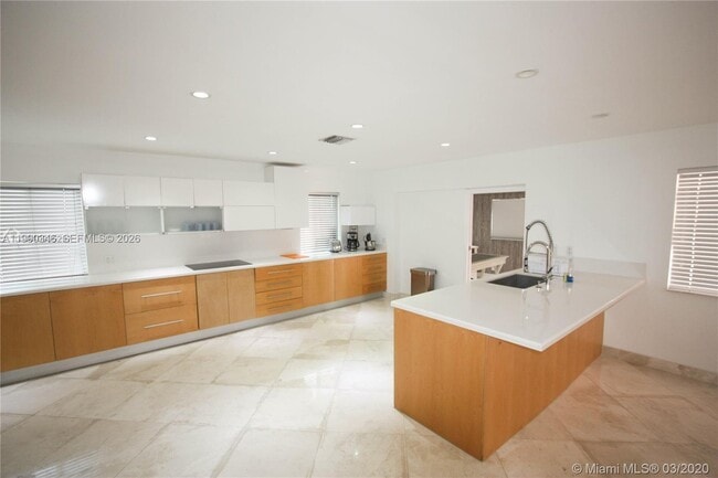 Photo - 3406 NE 168th St