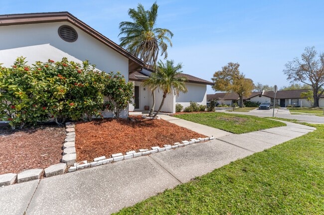 Photo - Super updated and gorgeous 3/2 villa!