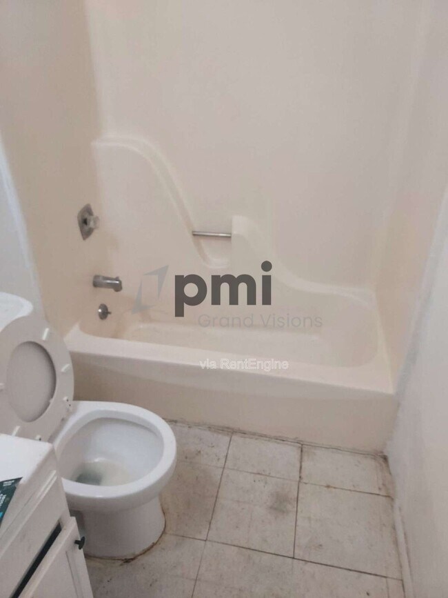 Photo - 904 W Macon St Unidad 5