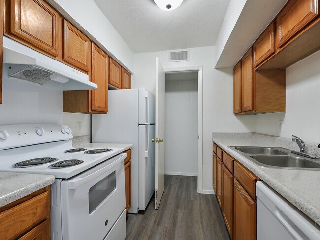 Photo - Marbella Apartments