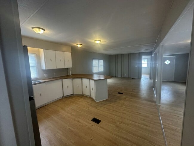 3603 Clarks Creek Rd
