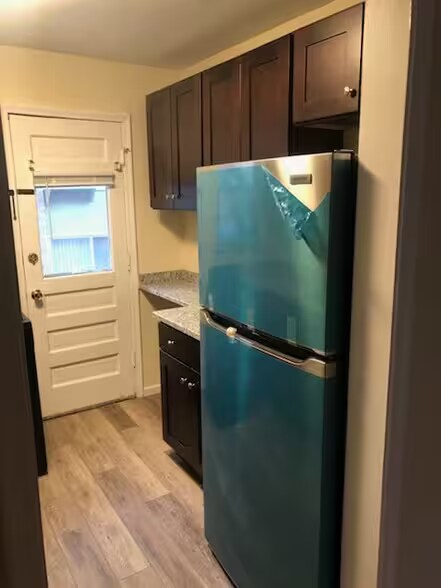 Photo - 807 W Madison St