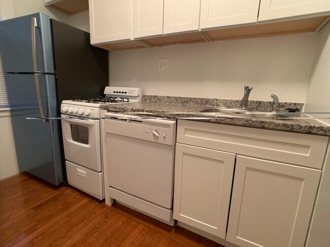 26 Chiswick Rd Unit 3