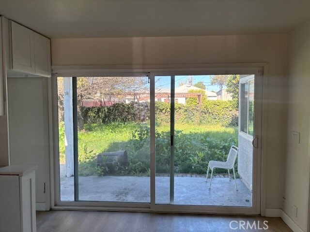 Photo - 9153 Mayne St