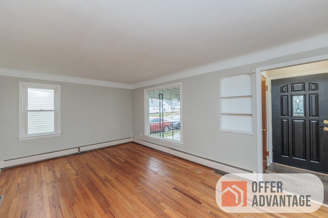 Photo - 25370 Drakefield Ave