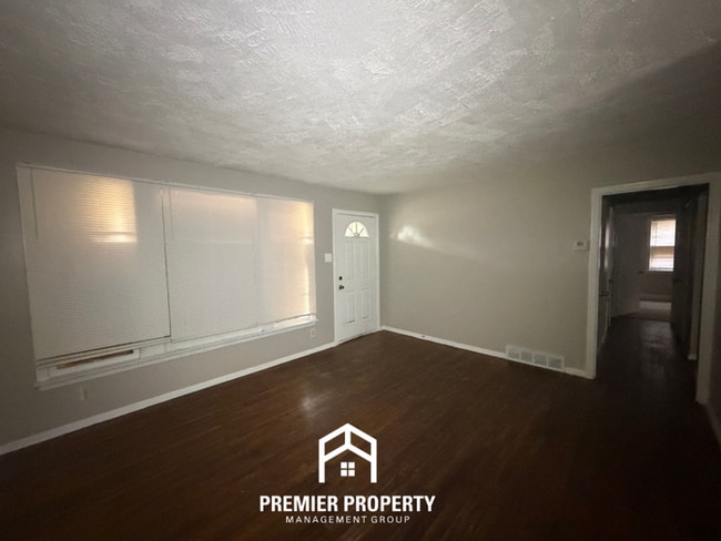 Photo - Spacious 3BR Memphis Home w/ Hardwood Floors, Detached Garage & Fenced Yard