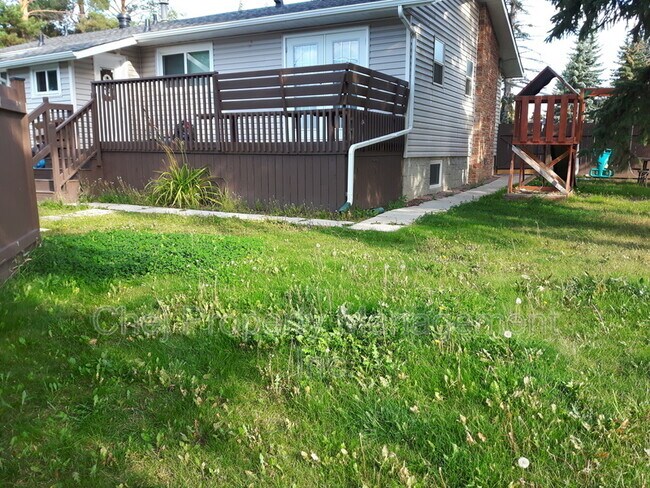 Photo - 14723-14787 87 Ave NW Unit B