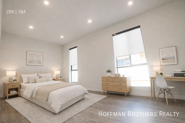 Photo - 115 S St Andrews Pl Unit 5