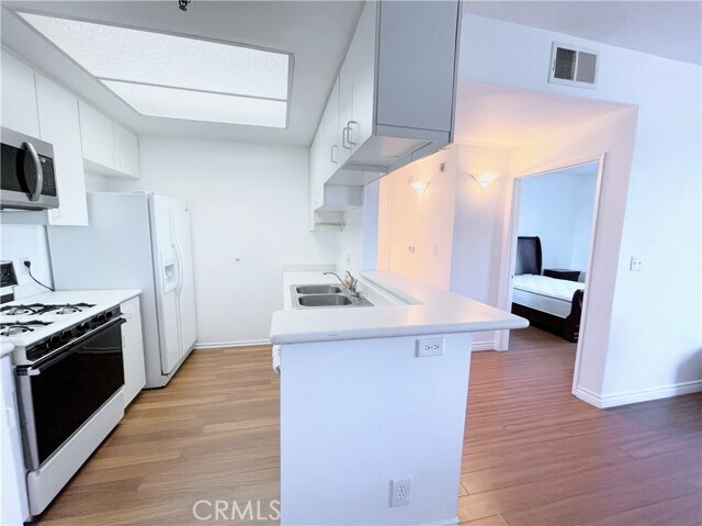 Photo - 19350 Sherman Way Unit 137