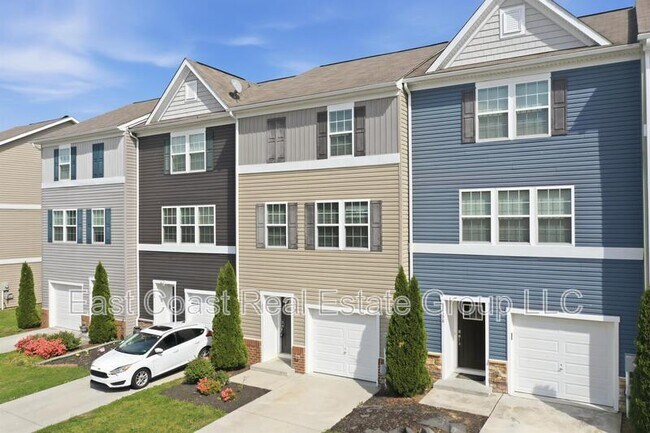Photo - 202 Magellan Dr