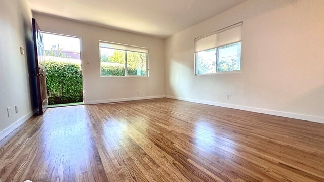 Photo - 4041 S Centinela Ave