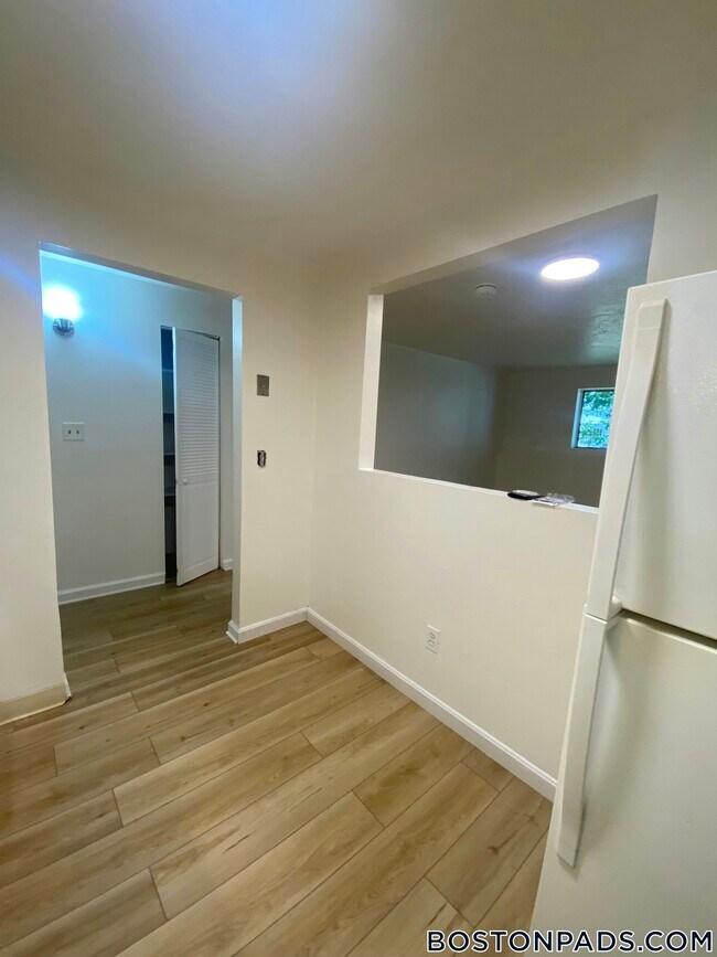 Photo - 707 Bedford St Unidad 3