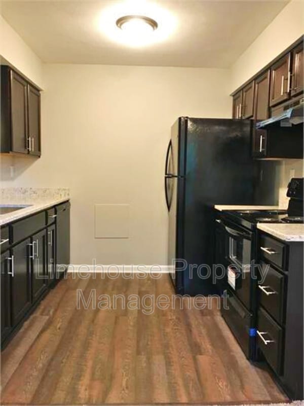 Photo - 1313 Tait Close Condo