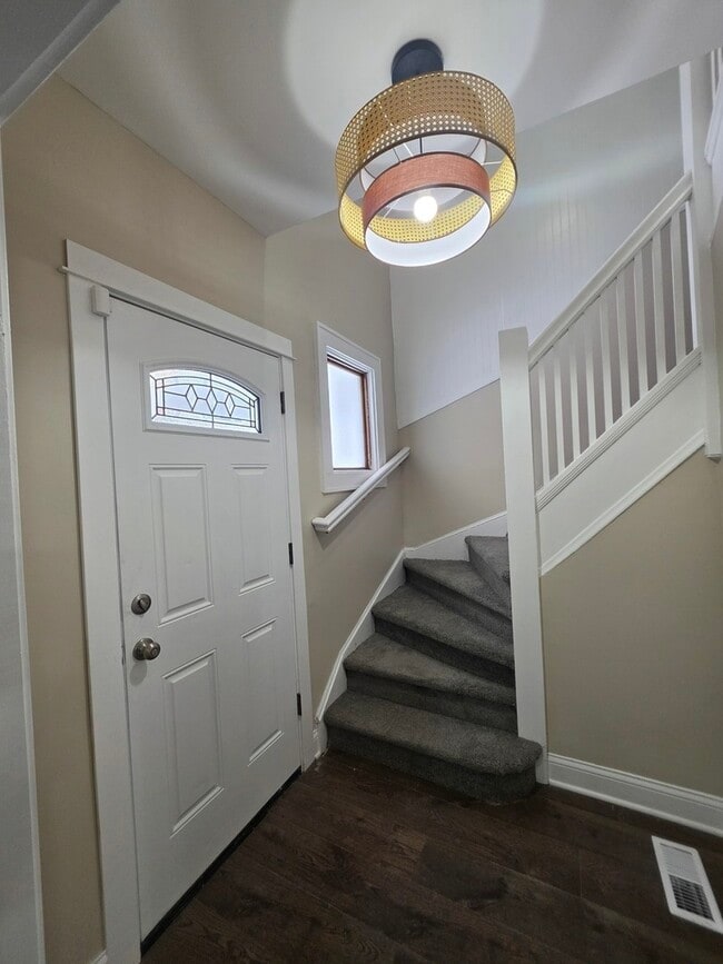 Photo - 12019 S Perry Ave
