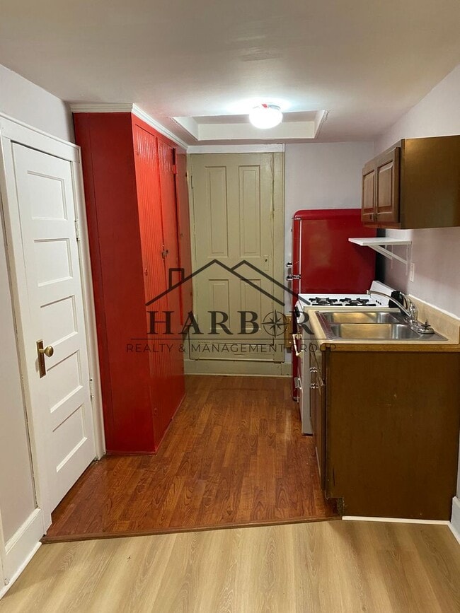 Photo - 867 8th Ave SE Apartment Unit 1