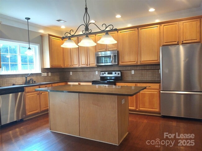 Photo - 13318 Pontchatrain Ave