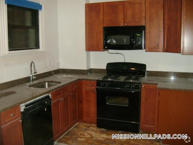 Building Photo - 5 Fairland St Rental